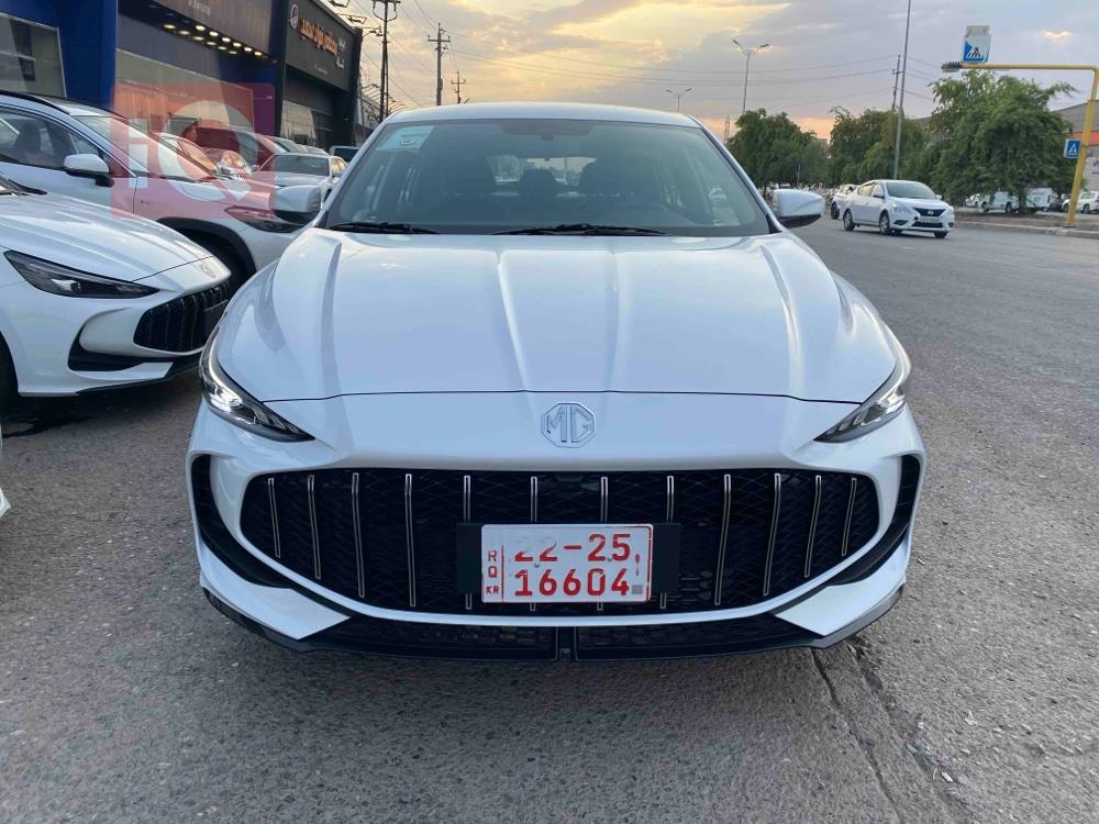 ئێم جی GT
